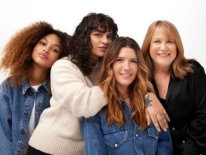 Vichy Laboratoires Empowers Women and Supports Wellbeing